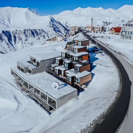 Quadrum Hotel Гудаури Екстериор снимка