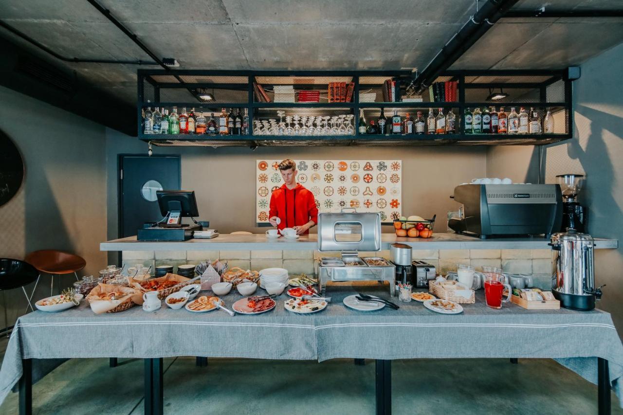 Quadrum Hotel Гудаури Екстериор снимка