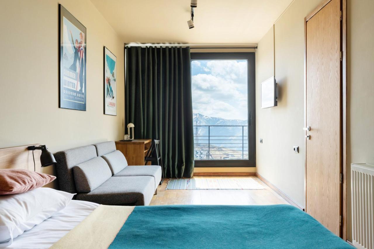 Quadrum Hotel Гудаури Екстериор снимка