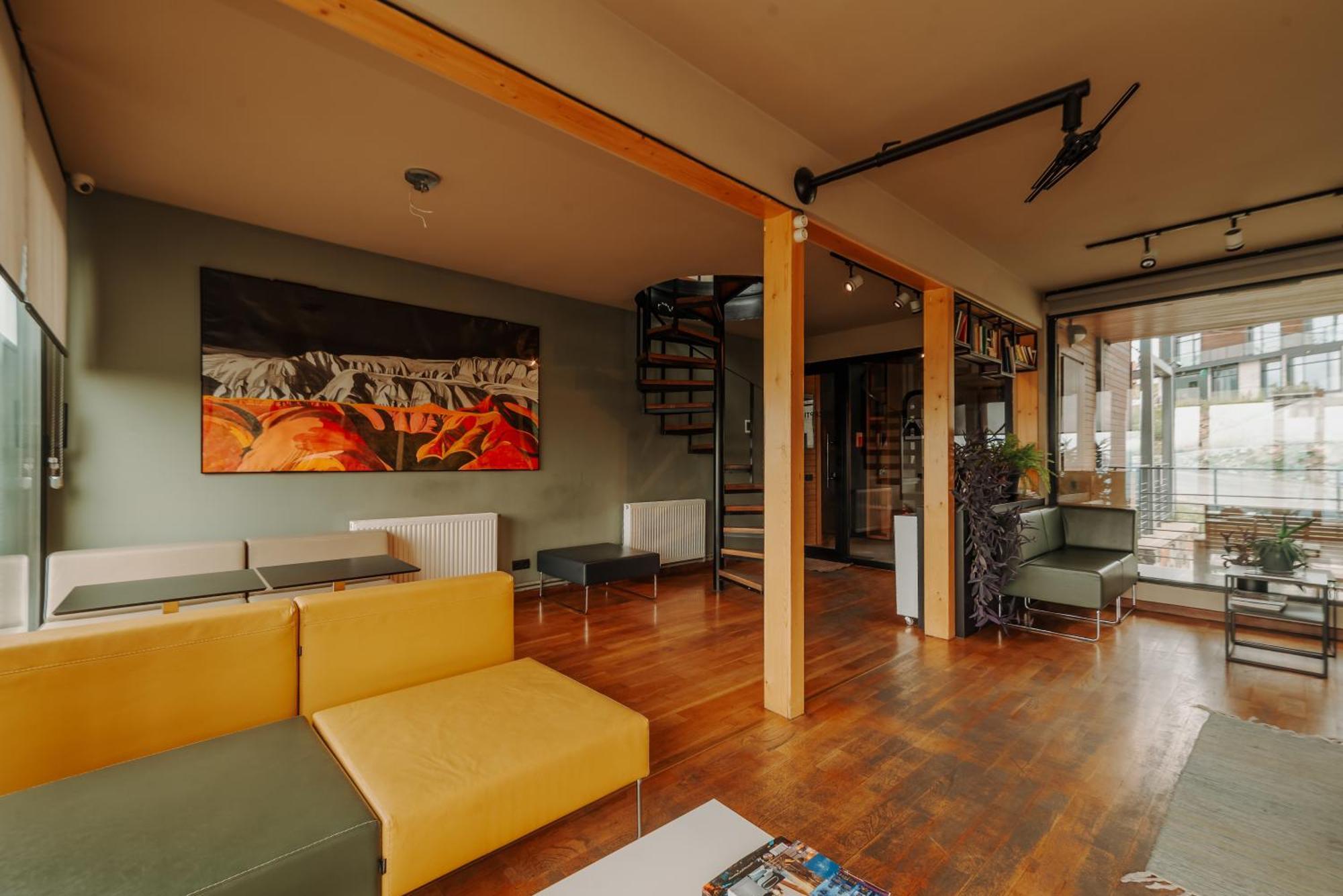Quadrum Hotel Гудаури Екстериор снимка