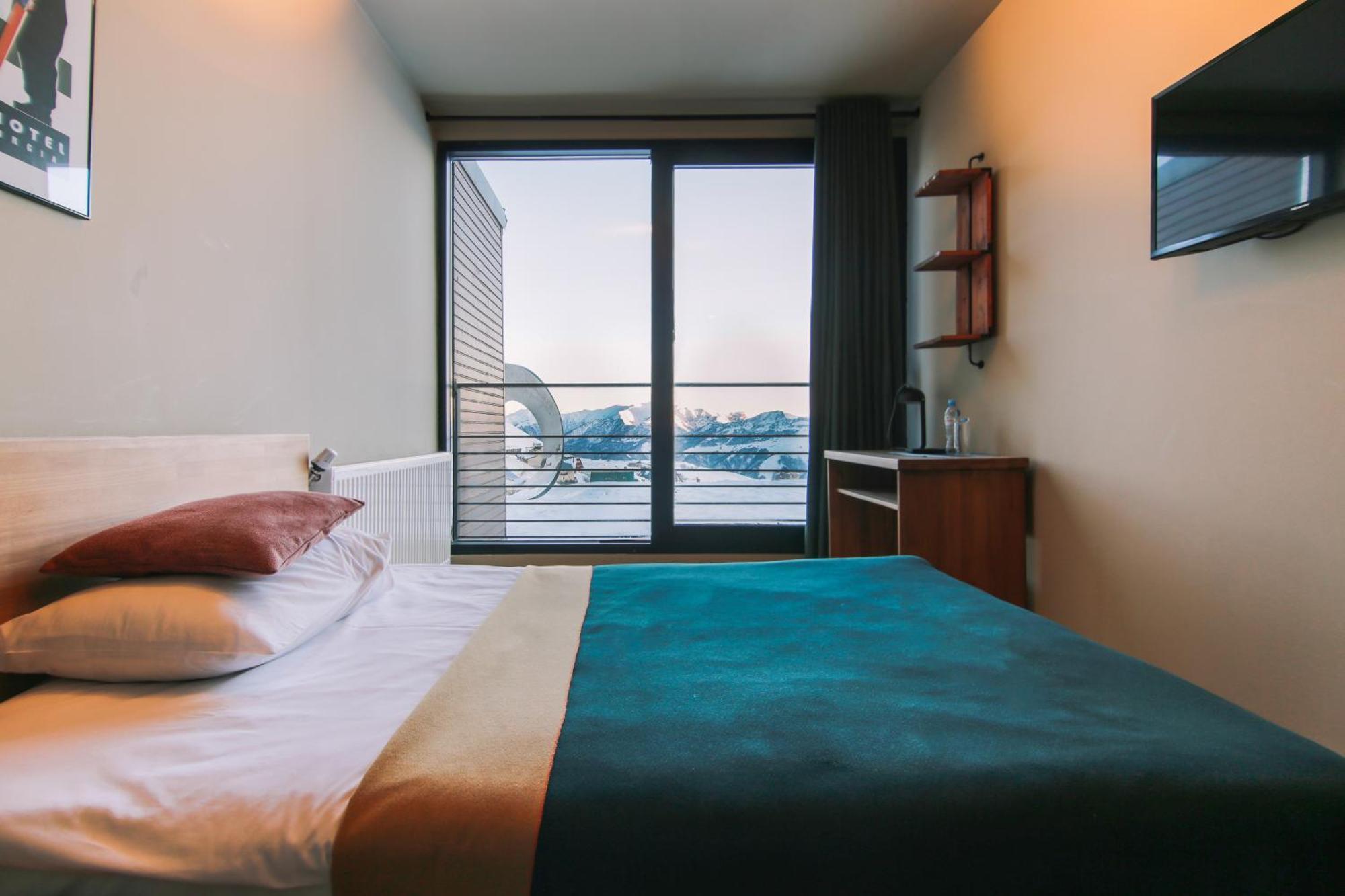 Quadrum Hotel Гудаури Екстериор снимка